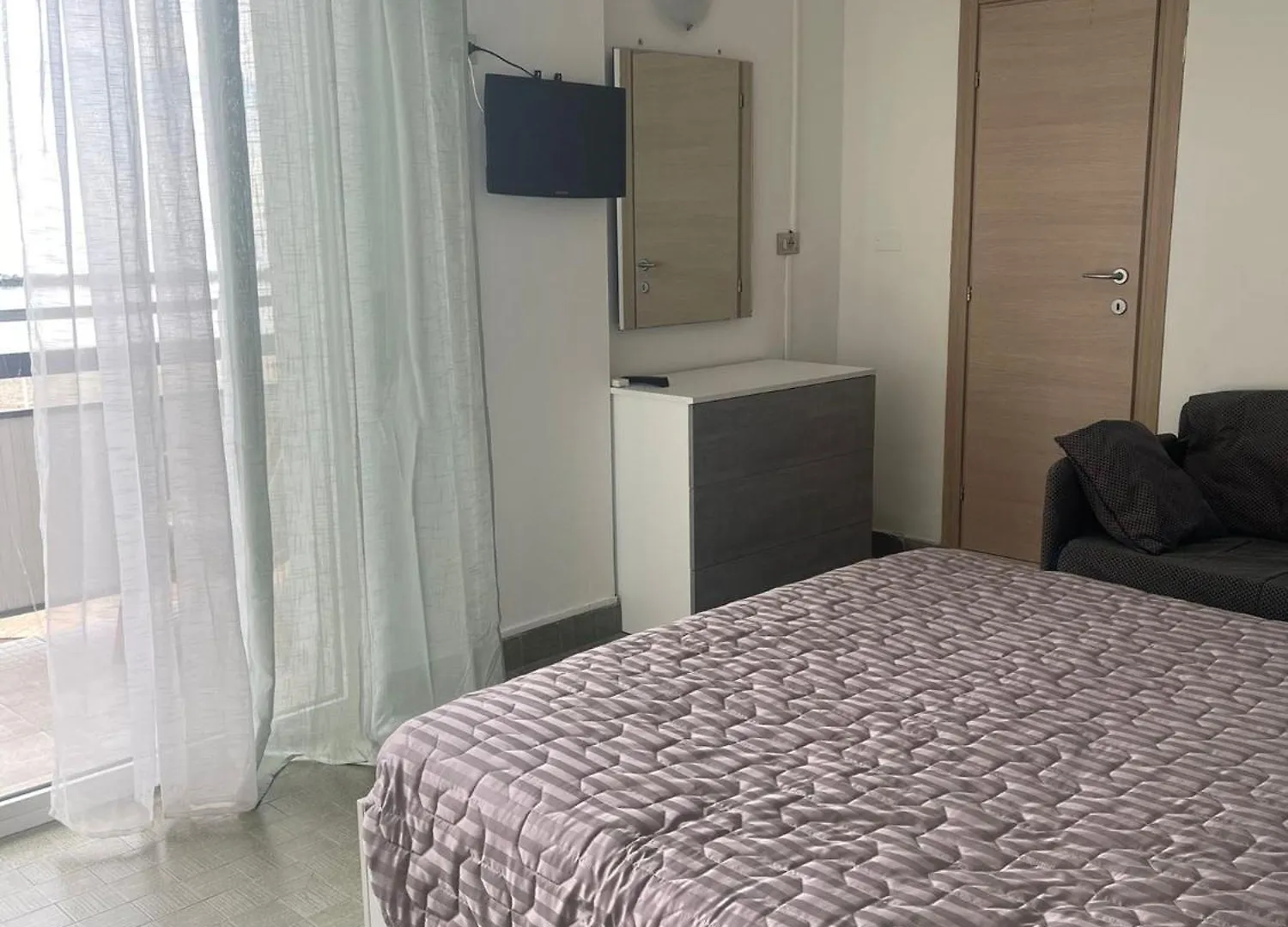 Hotel Re Leone Rimini 3*,
