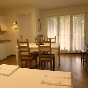  Appartamento Bilocale Presena Italia