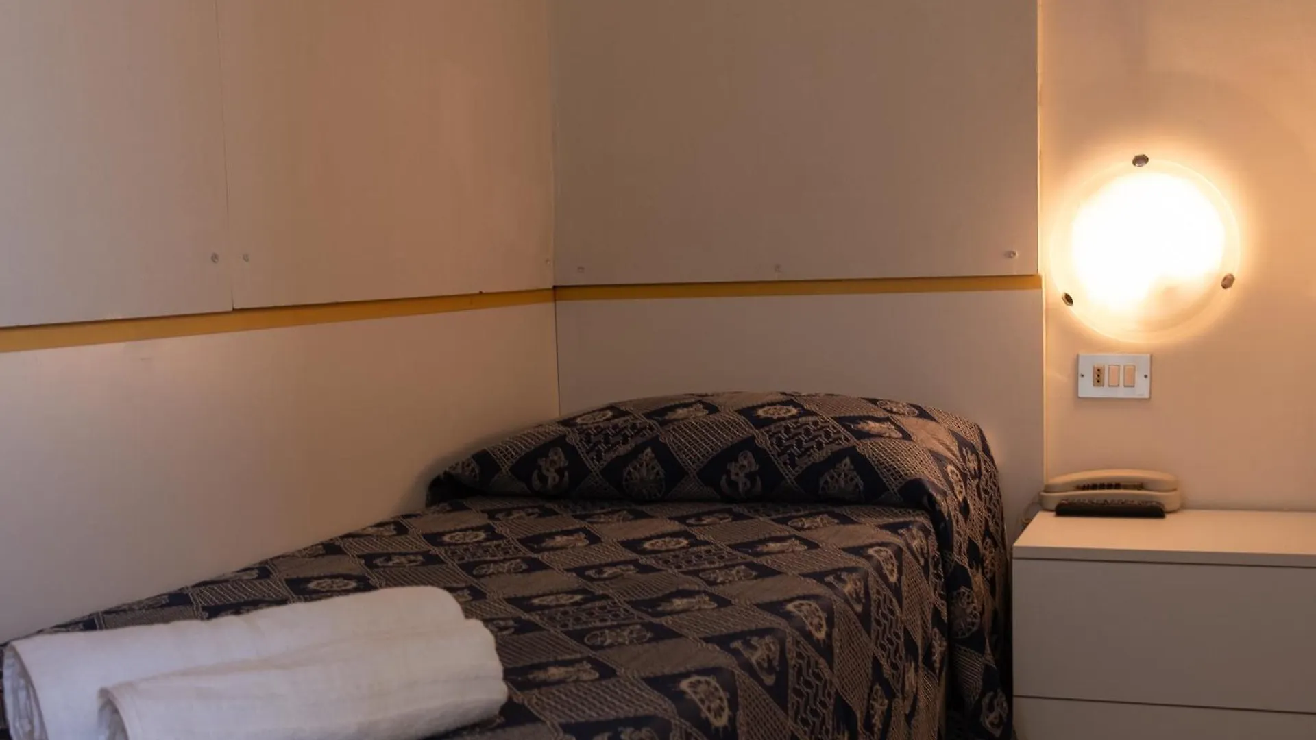 Hotel Re Leone Rimini 3*,